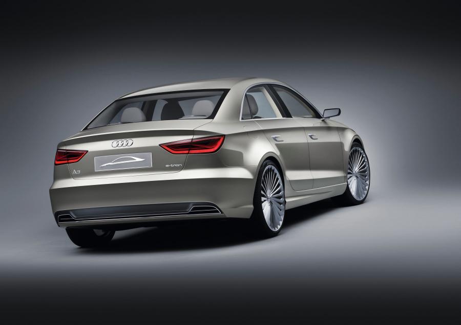  Audi A3 e-Tron Sedan Concept 2011 года  (фото 2 из 13)